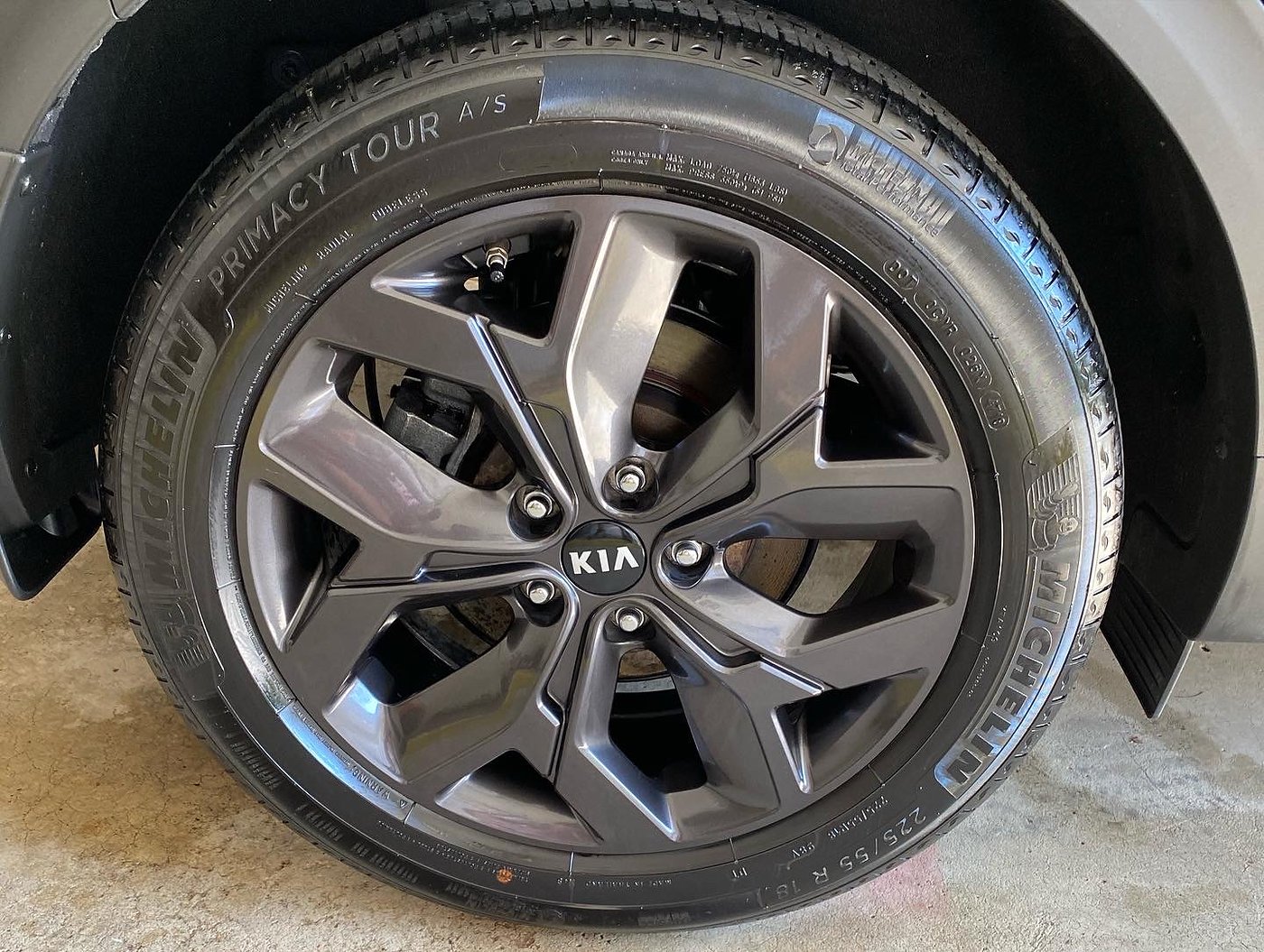 Clean alloy wheel and dressed Michelin tire after rim renewal